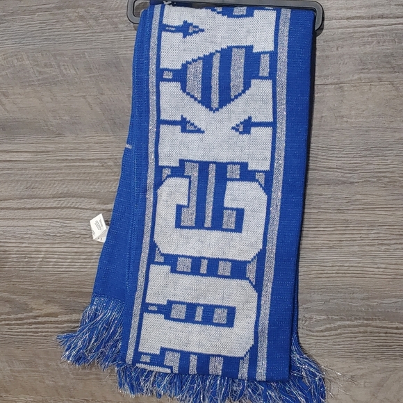 NCAA University of Kentucky Wildcats Scarf Forever Collectibles - Picture 4 of 4